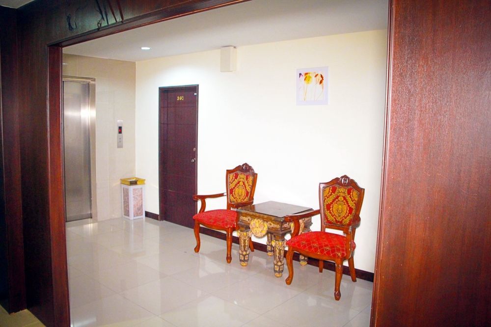 Royal Q & D Suites Pattaya Bagian luar foto
